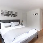 Apartament Serviced *