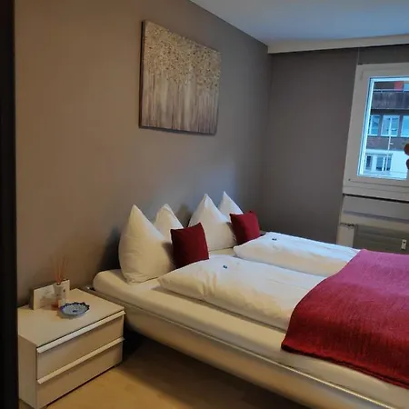 Апартаменти Serviced *