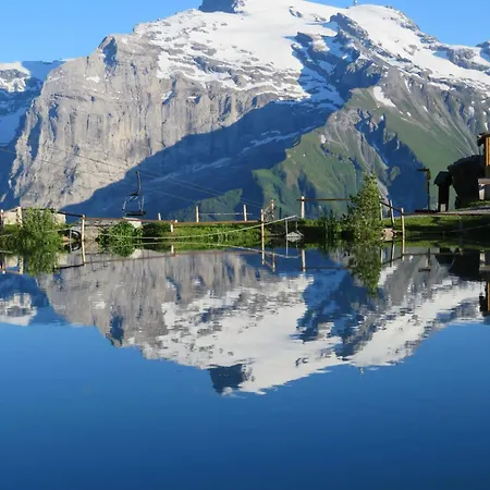 아파트 Serviced *